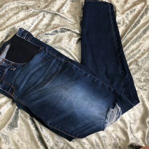 Distressed “Rockstar” Maternity Jeggings
